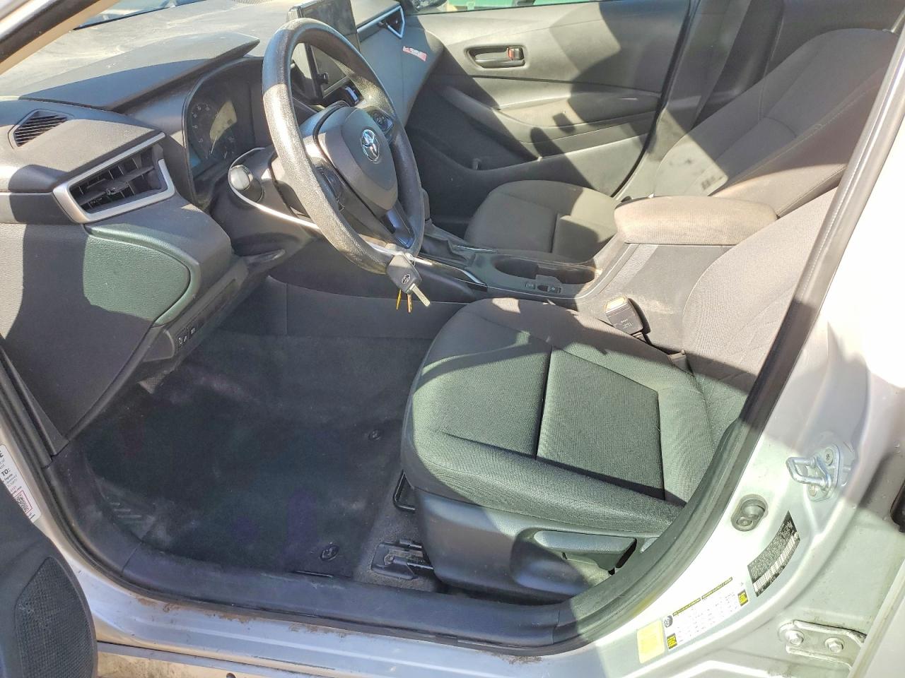 2023 TOYOTA COROLLA LE photo 7