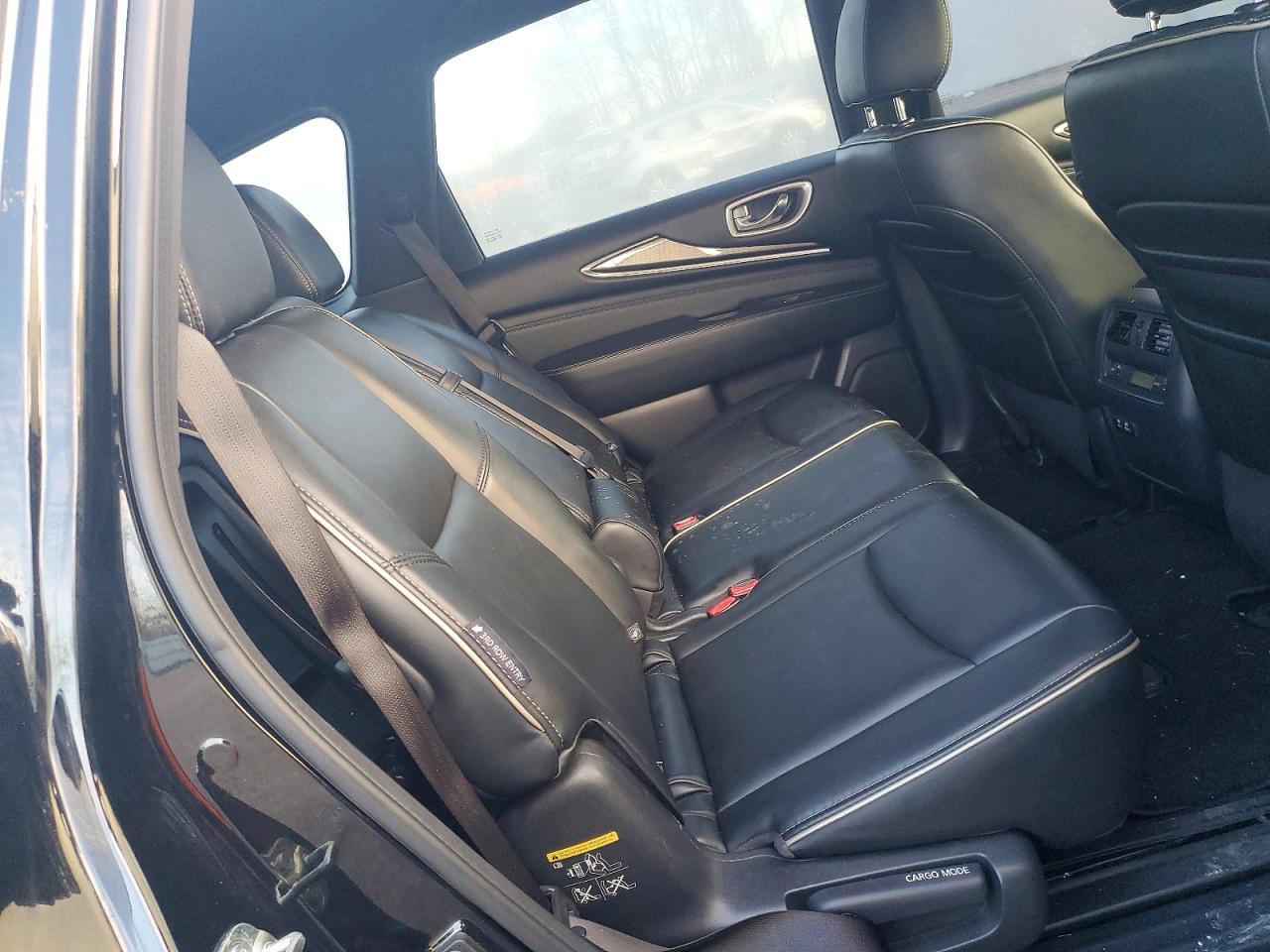 2020 INFINITI QX60 LUXE photo 11