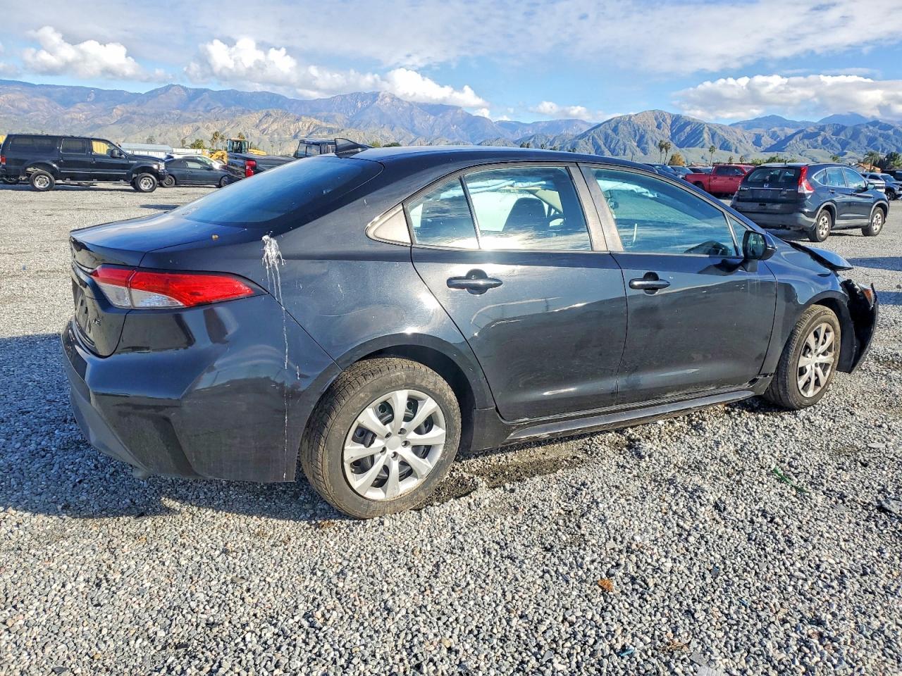 2020 TOYOTA COROLLA LE photo 5