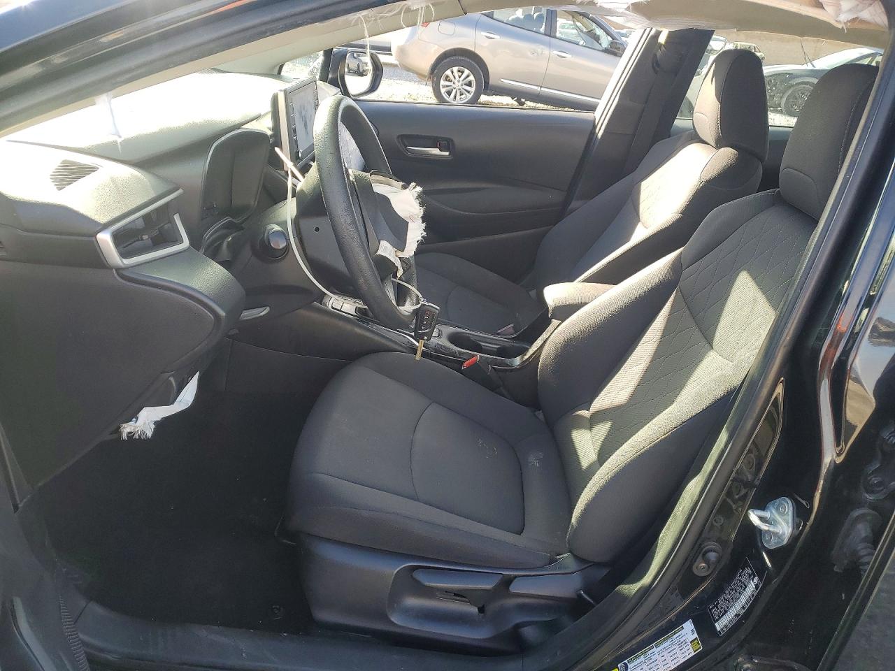 2020 TOYOTA COROLLA LE photo 11
