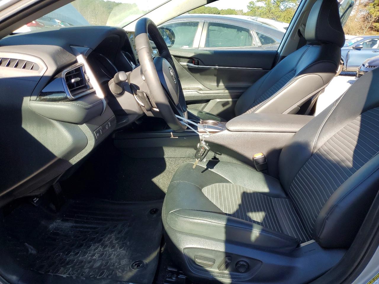 2024 TOYOTA CAMRY SE NIGHT SHADE photo 7