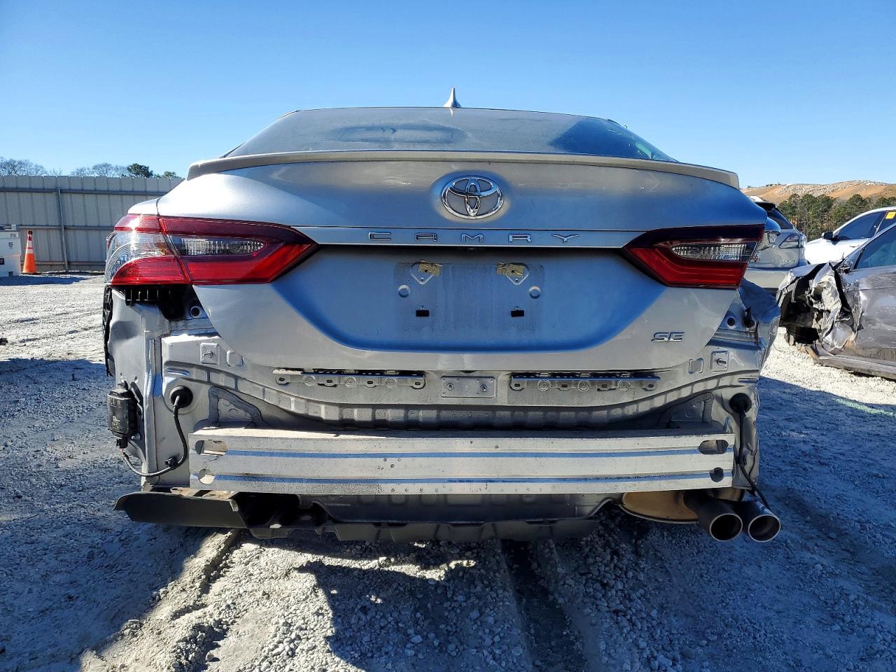 2024 TOYOTA CAMRY SE NIGHT SHADE photo 6