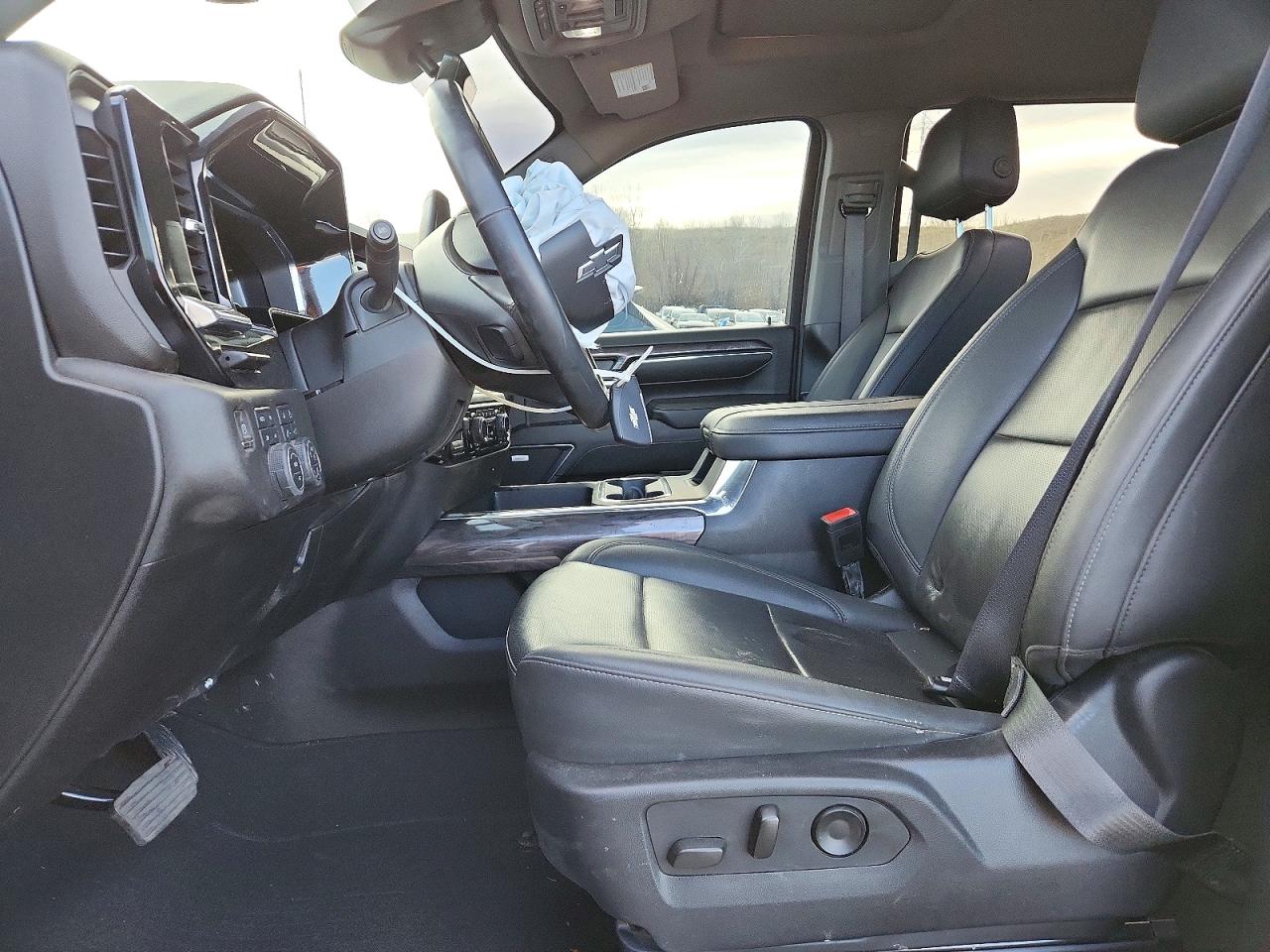 2024 CHEVROLET SILVERADO K2500 HEAVY DUTY LTZ photo 7