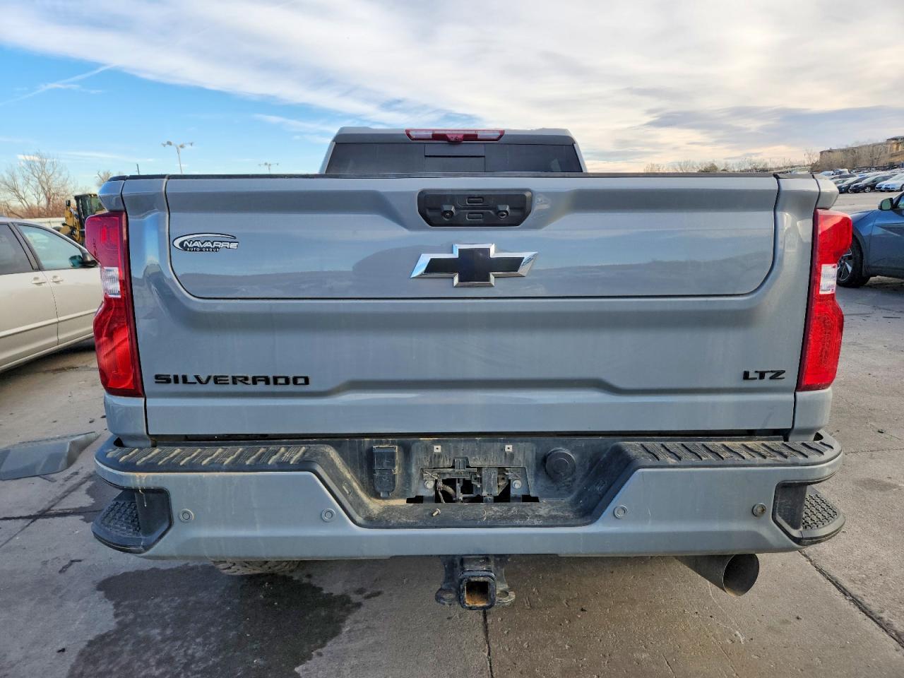 2024 CHEVROLET SILVERADO K2500 HEAVY DUTY LTZ photo 6