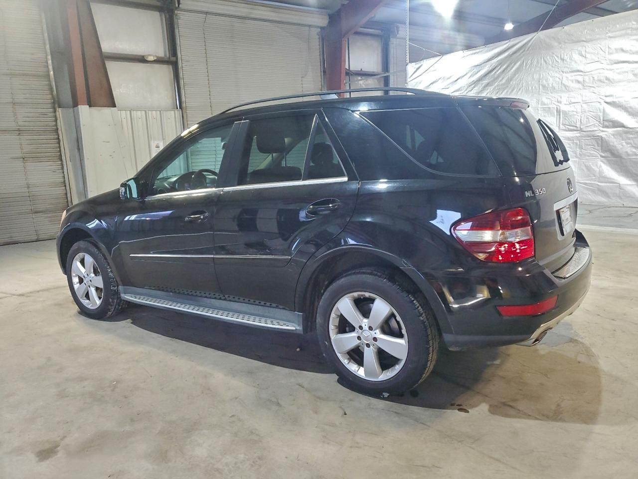 2011 MERCEDES-BENZ ML 350 4MATIC photo 2