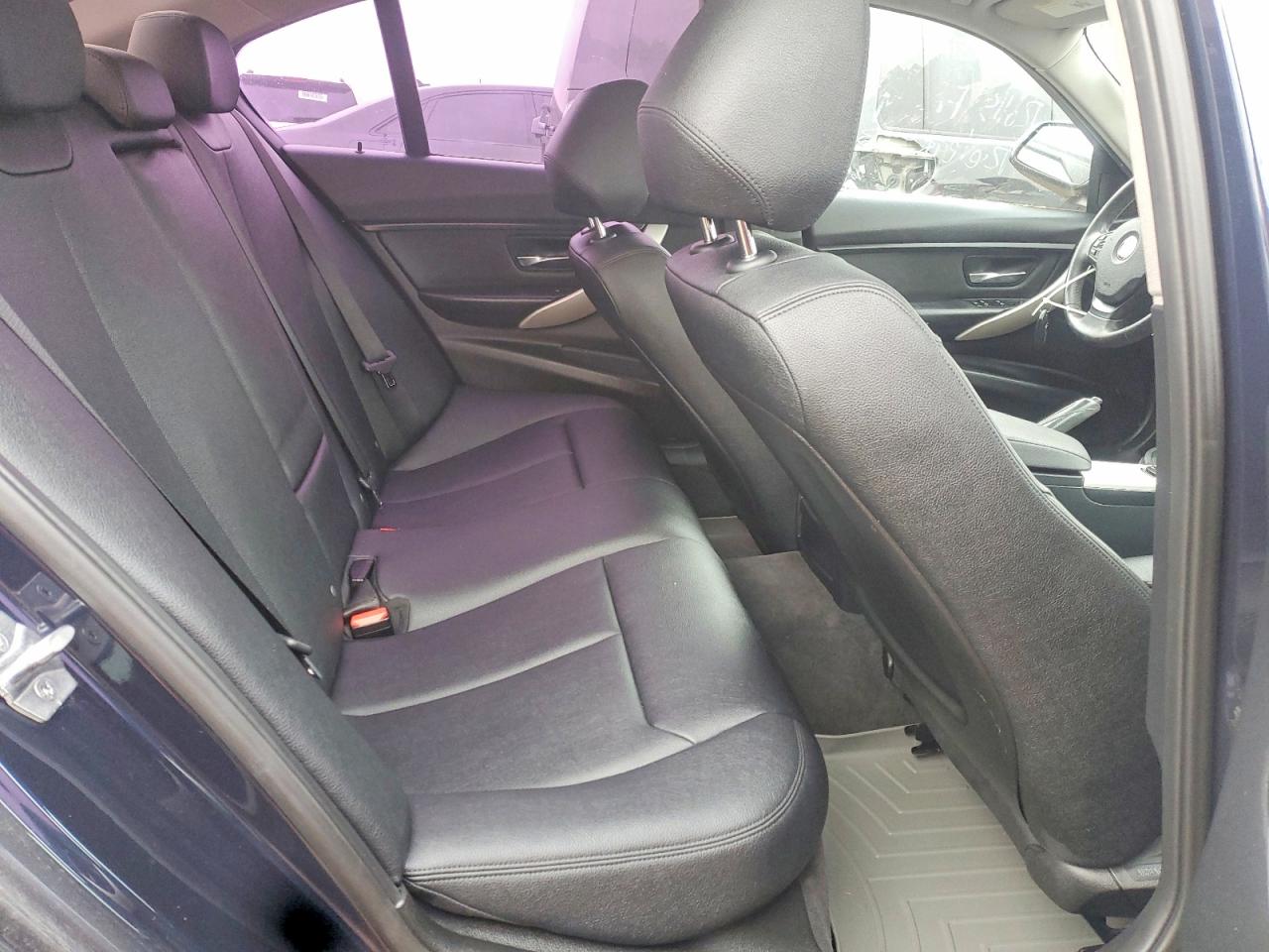 2015 BMW 320 I photo 10