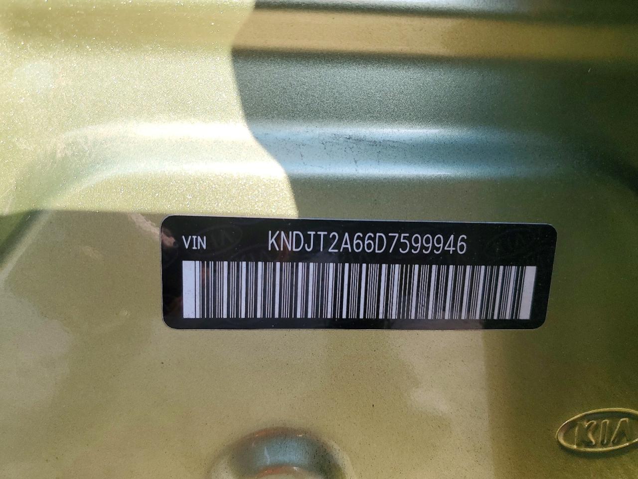 2013 KIA SOUL + photo 14