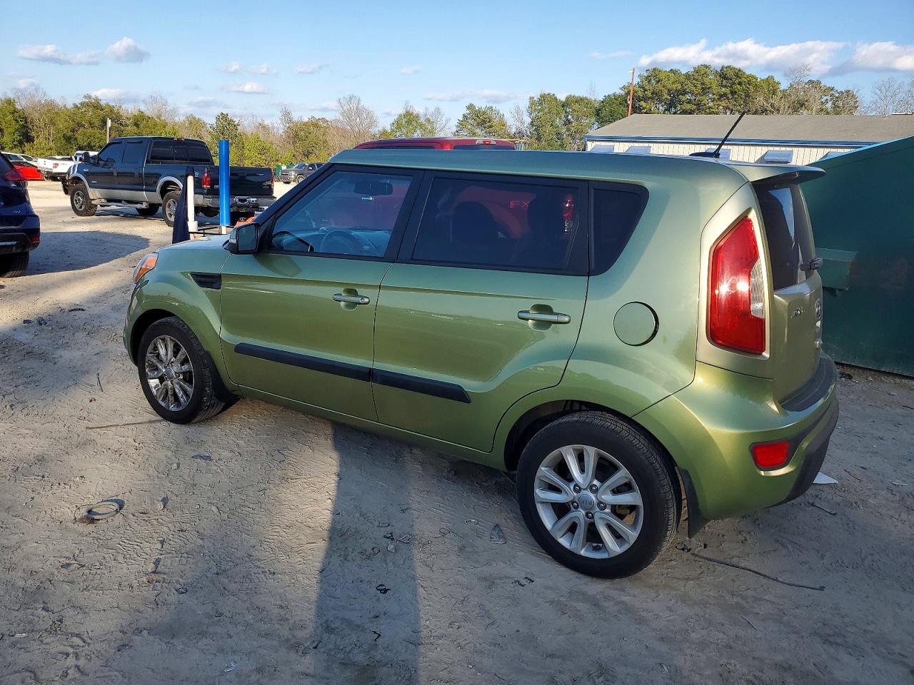 2013 KIA SOUL + photo 2