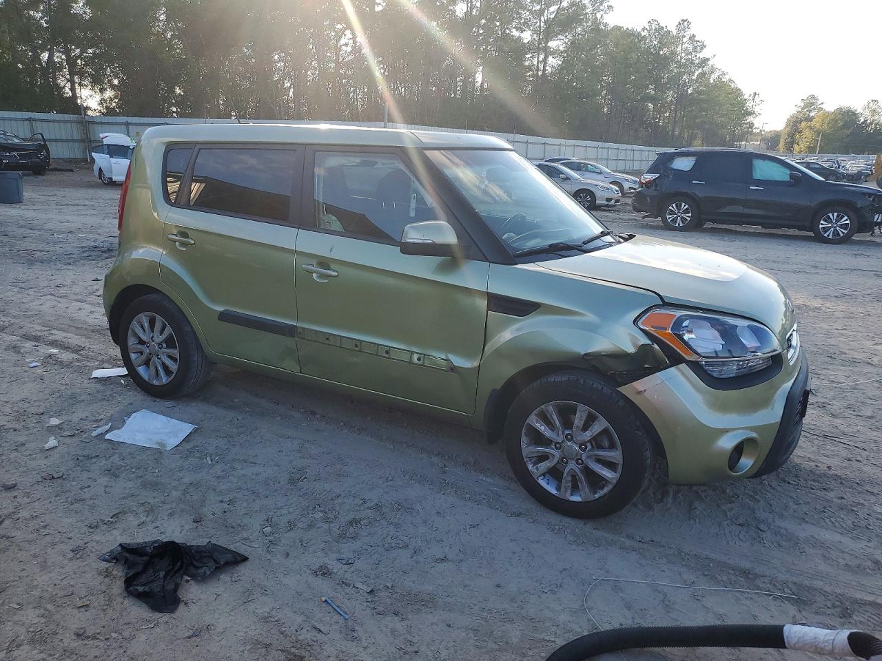 2013 KIA SOUL + photo 4