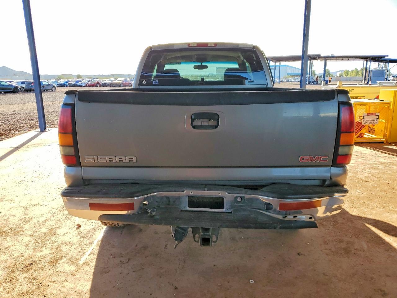 2006 GMC NEW SIERRA K1500 photo 6