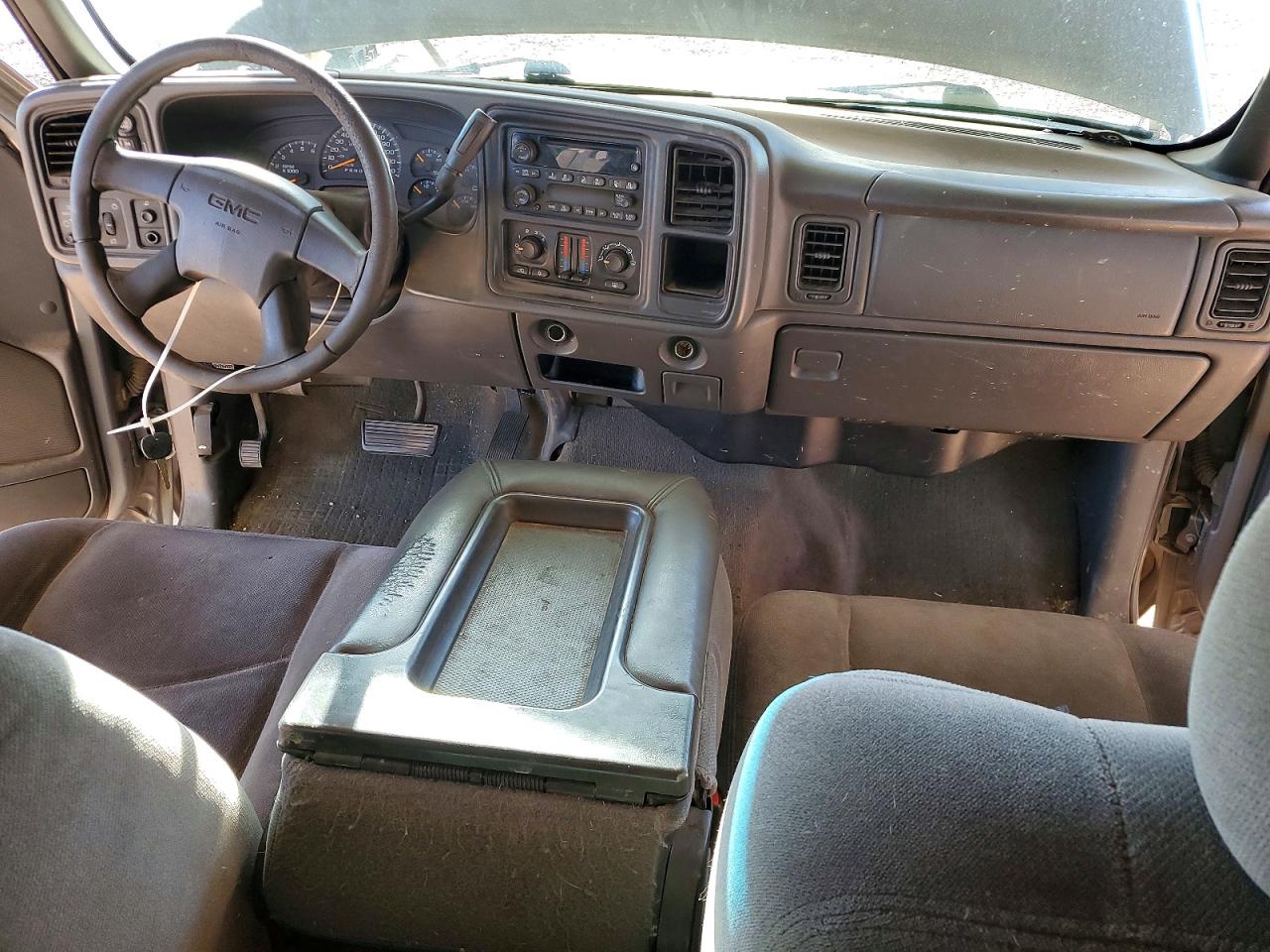 2006 GMC NEW SIERRA K1500 photo 8