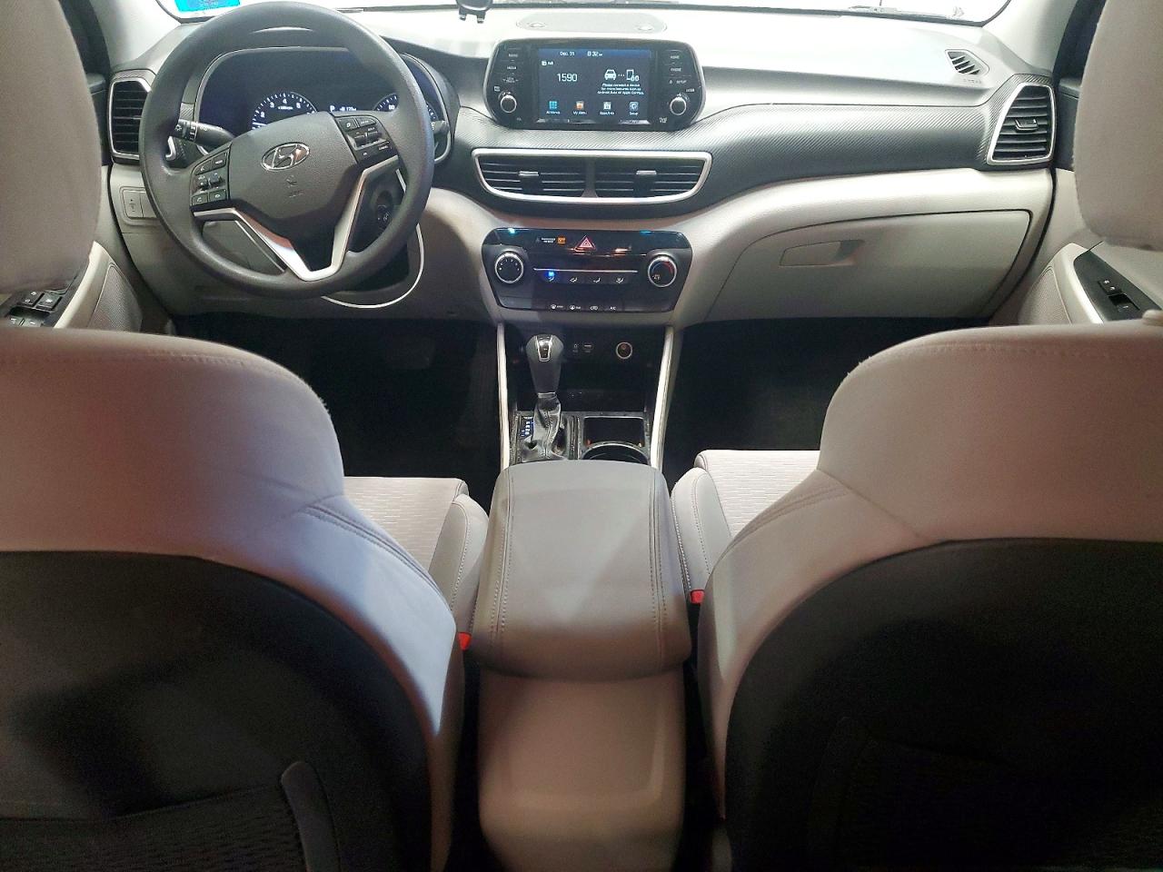 2019 HYUNDAI TUCSON SE photo 8