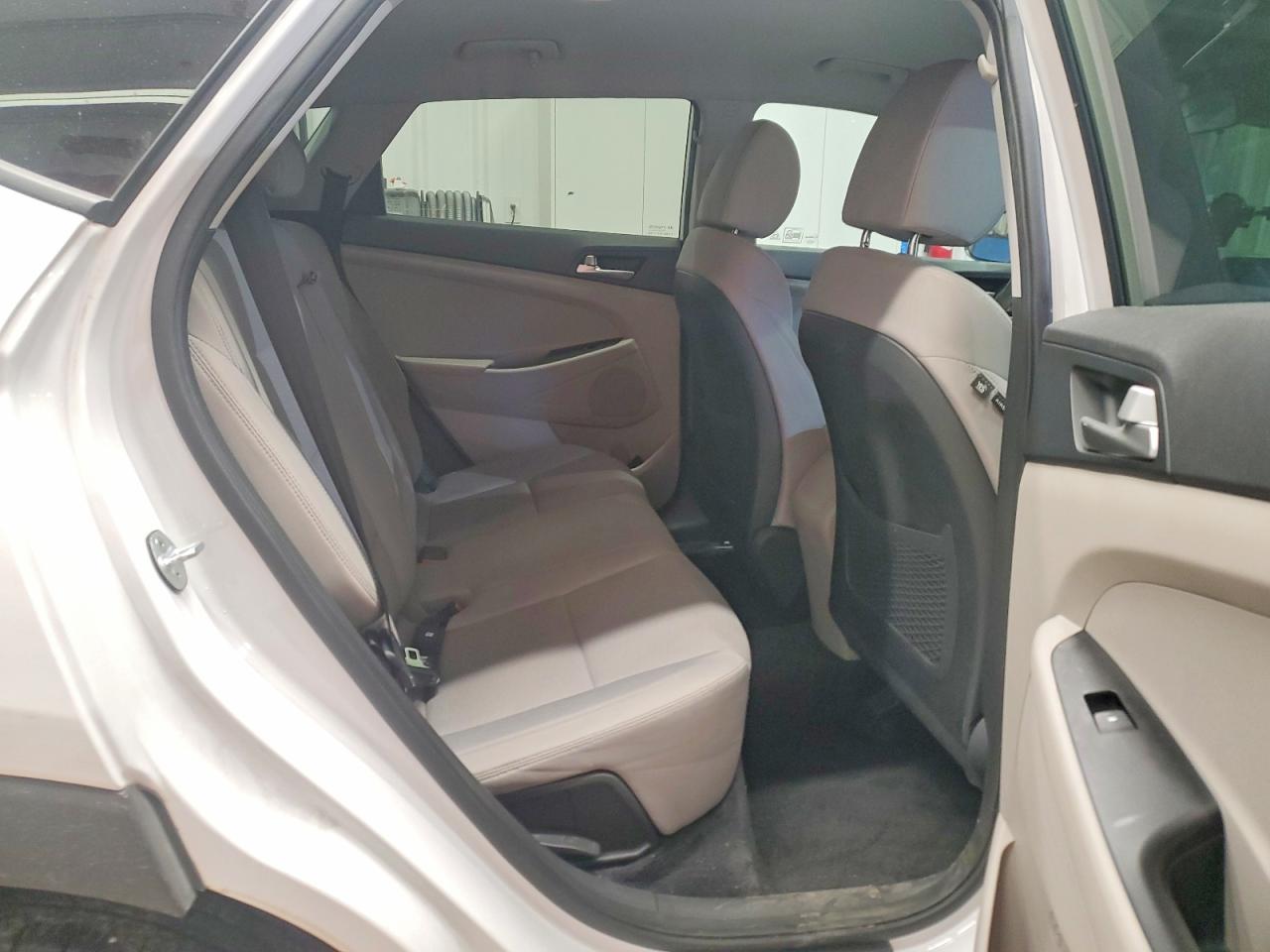 2019 HYUNDAI TUCSON SE photo 11