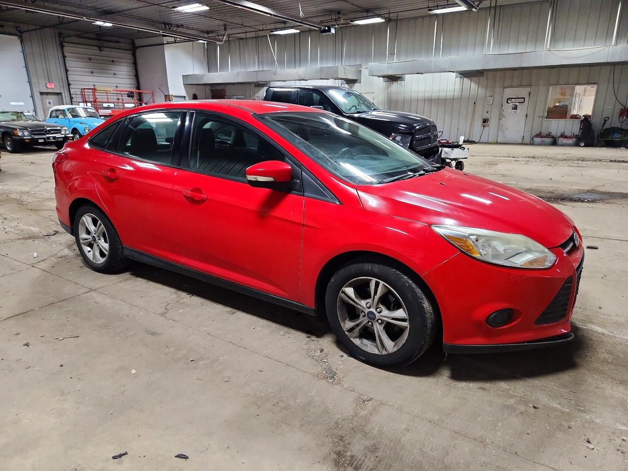 2014 FORD FOCUS SE photo 4