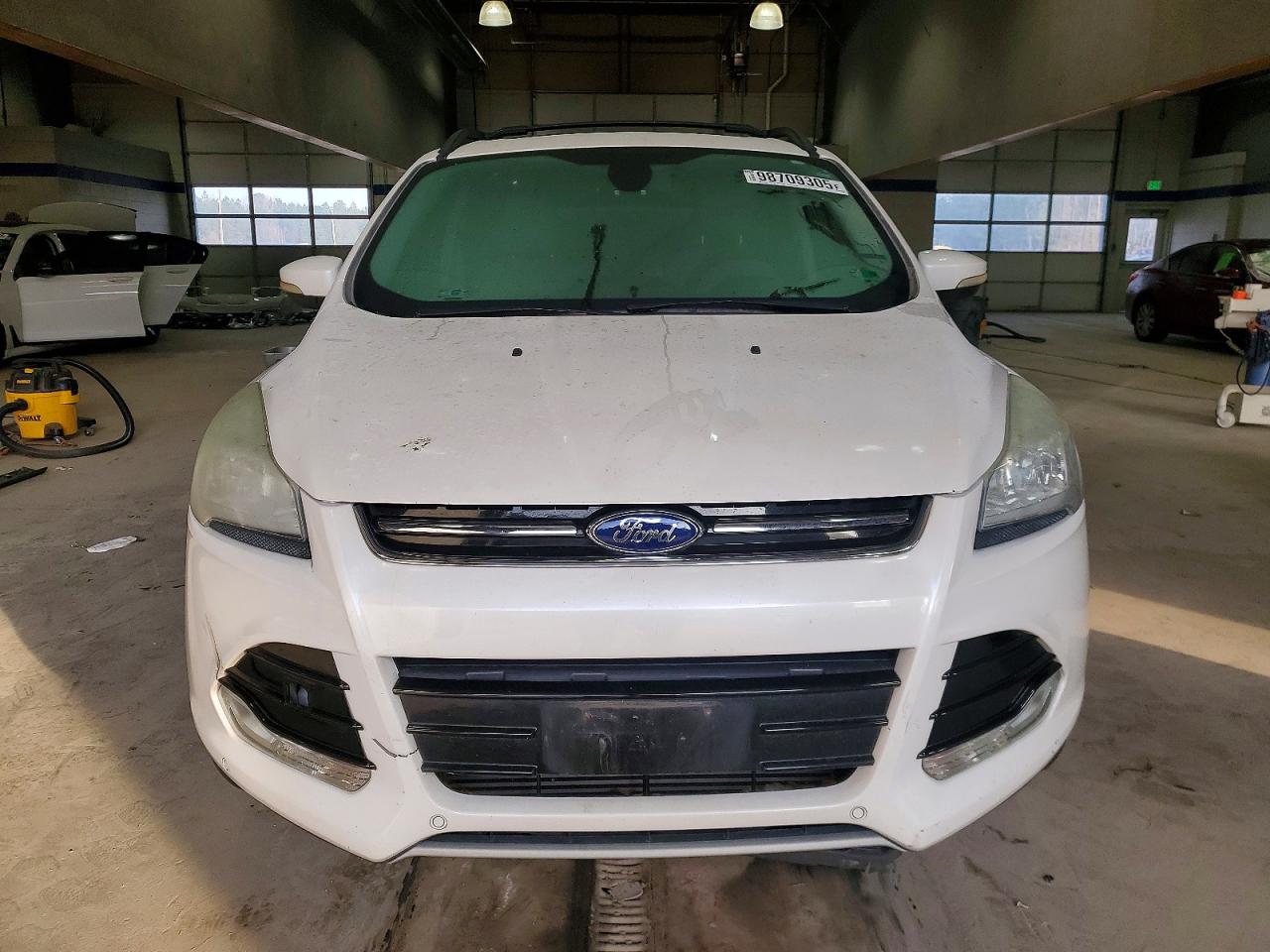 2013 FORD ESCAPE SEL photo 5