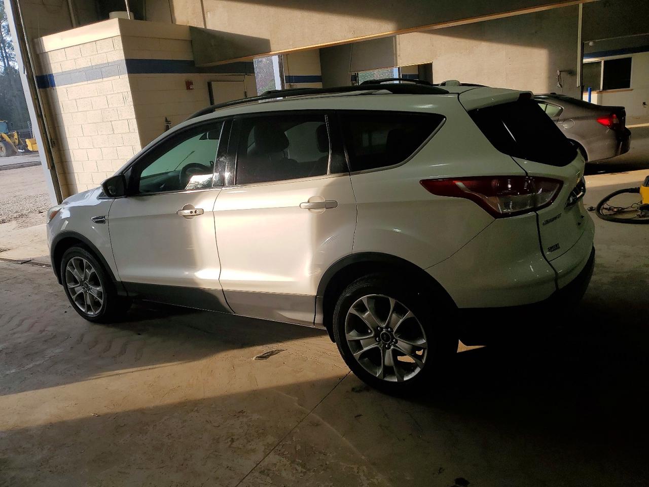 2013 FORD ESCAPE SEL photo 2