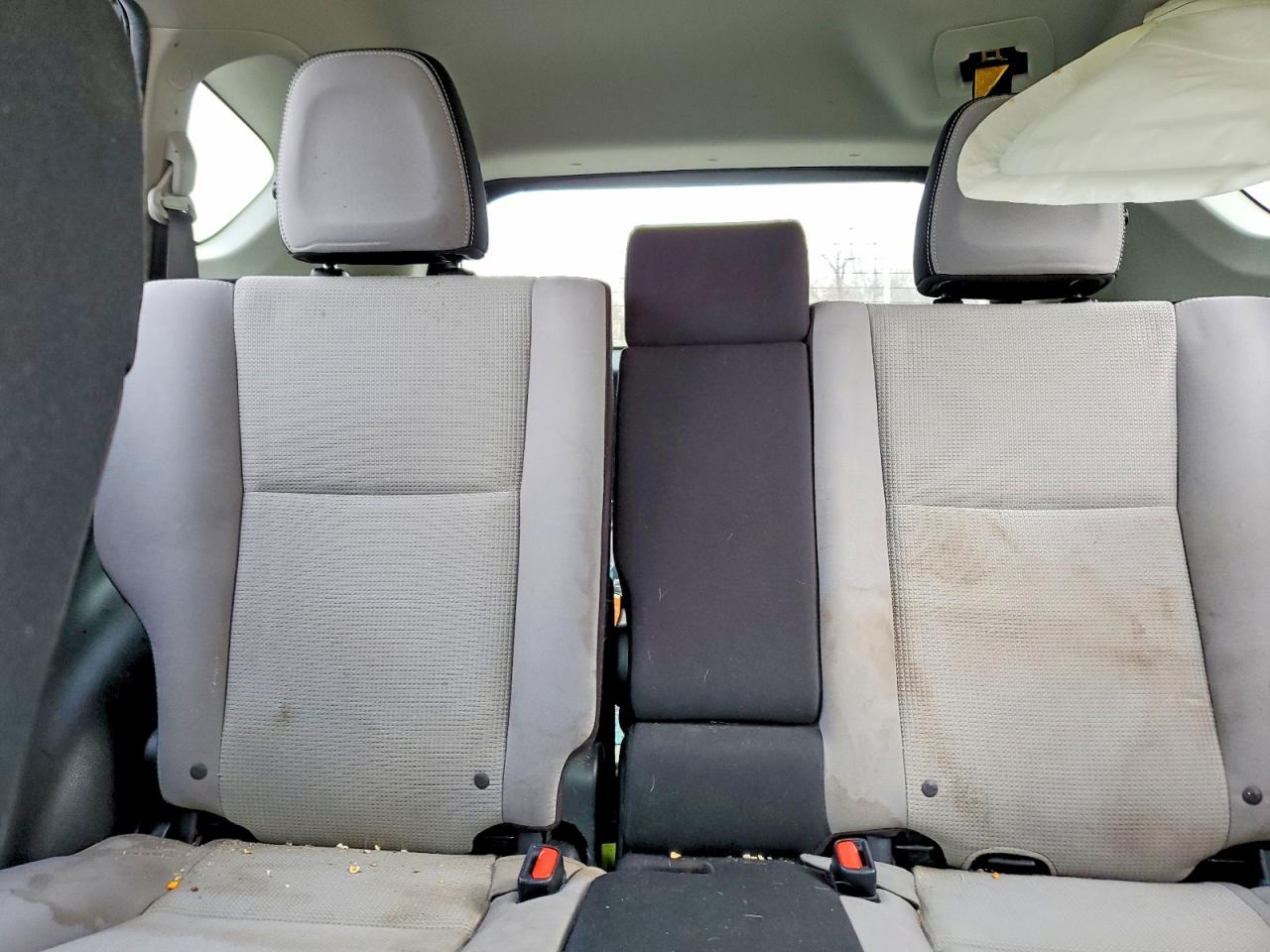 2017 TOYOTA RAV4 XLE photo 10