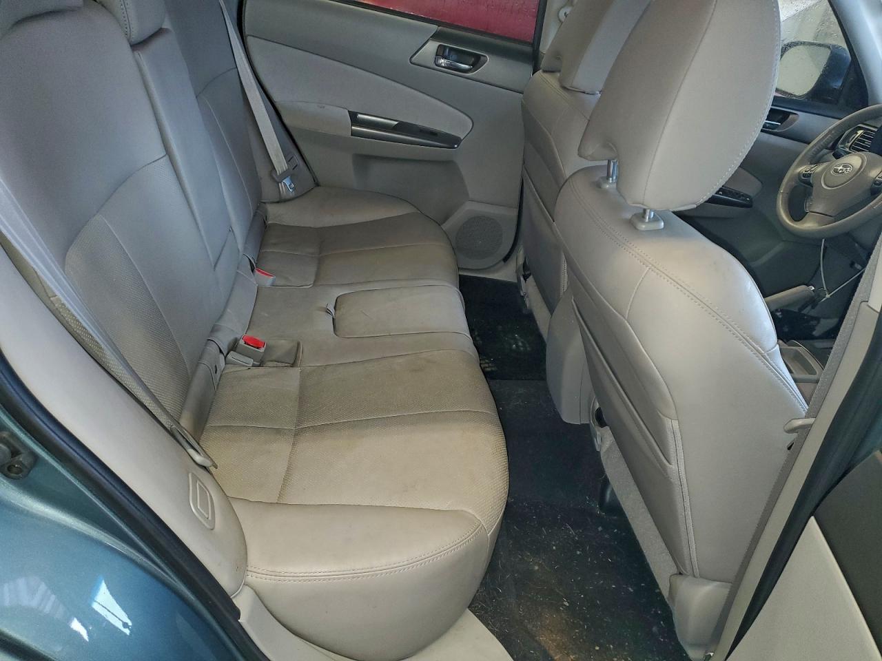 2011 SUBARU FORESTER TOURING photo 11