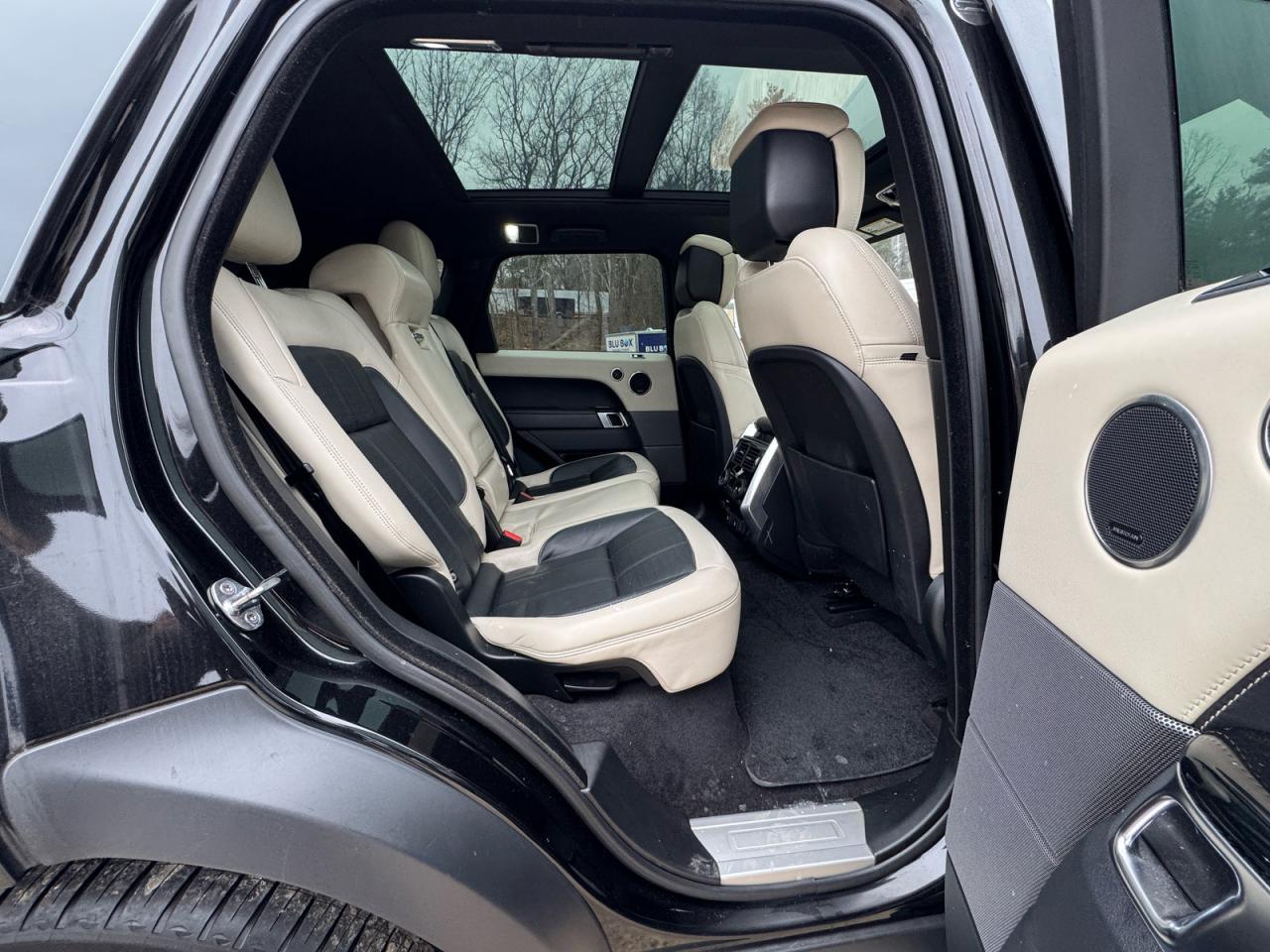 2019 LAND ROVER RANGE ROVER SPORT HSE DYNAMIC photo 6