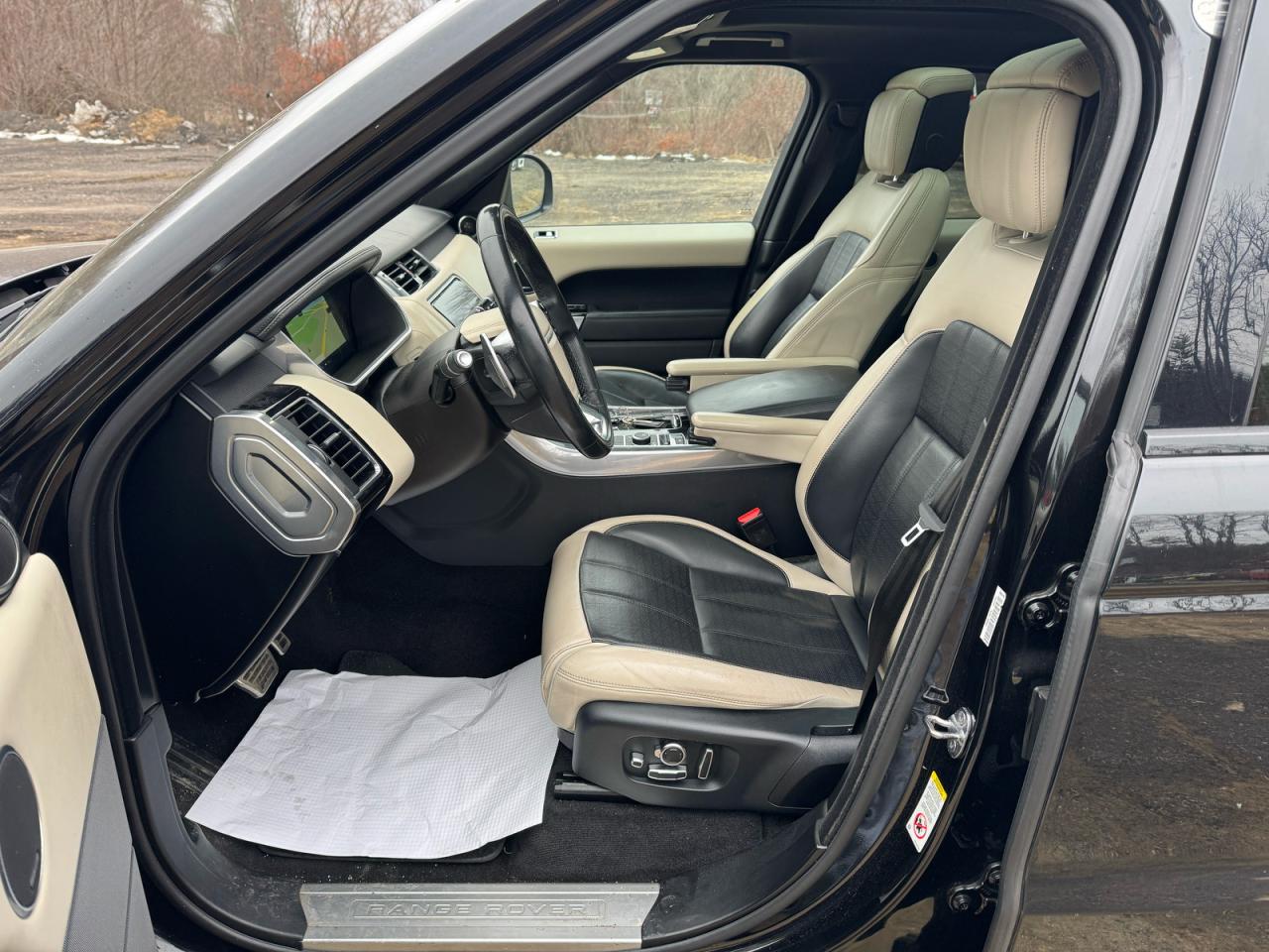 2019 LAND ROVER RANGE ROVER SPORT HSE DYNAMIC photo 12