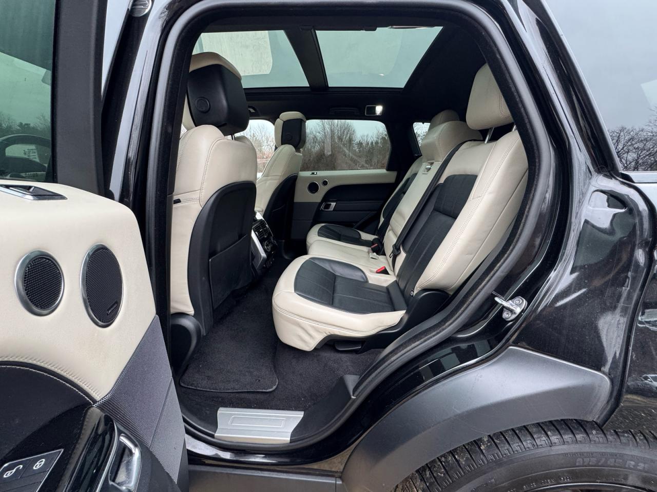 2019 LAND ROVER RANGE ROVER SPORT HSE DYNAMIC photo 13