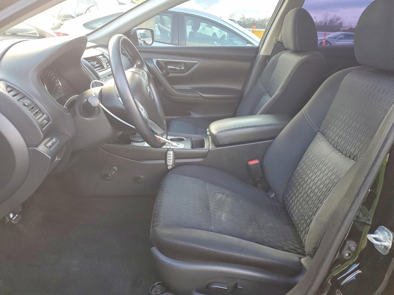 2017 NISSAN ALTIMA photo 7