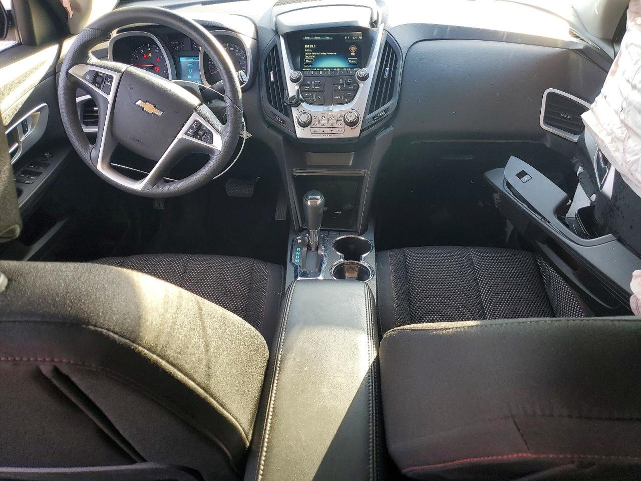 2017 CHEVROLET EQUINOX LT photo 8