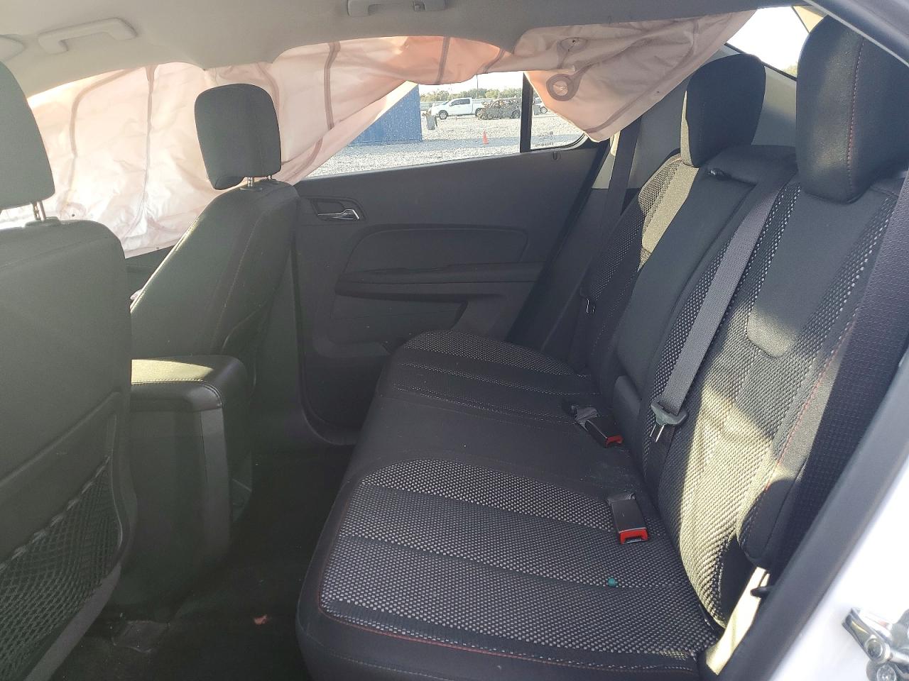 2017 CHEVROLET EQUINOX LT photo 11