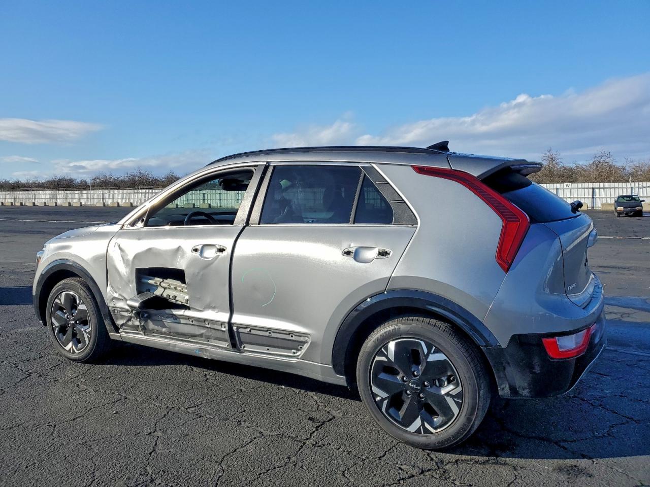 2023 KIA NIRO WIND photo 2
