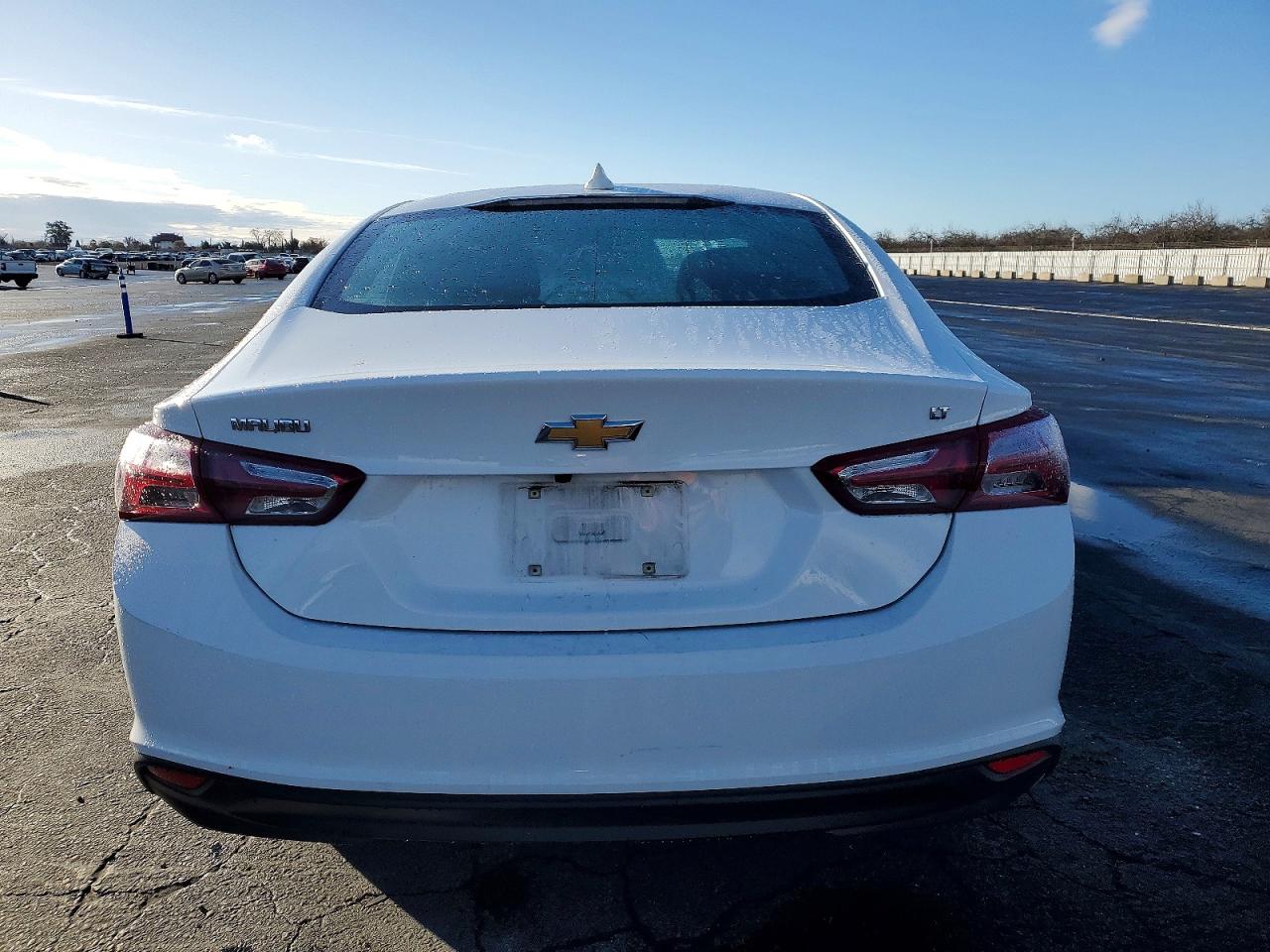 2022 CHEVROLET MALIBU LT photo 6