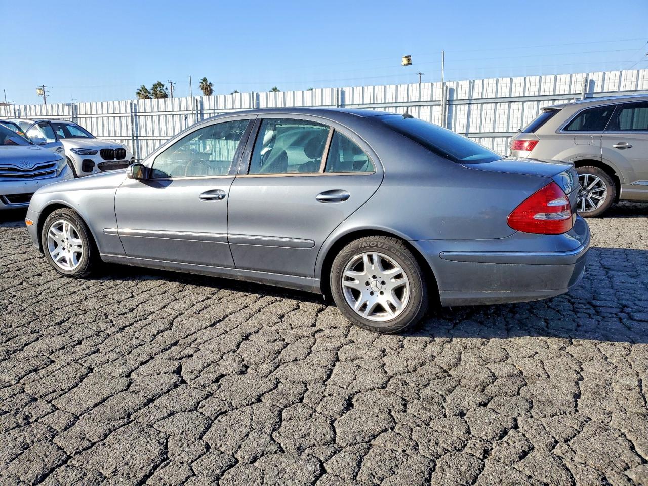2006 MERCEDES-BENZ E 350 photo 2