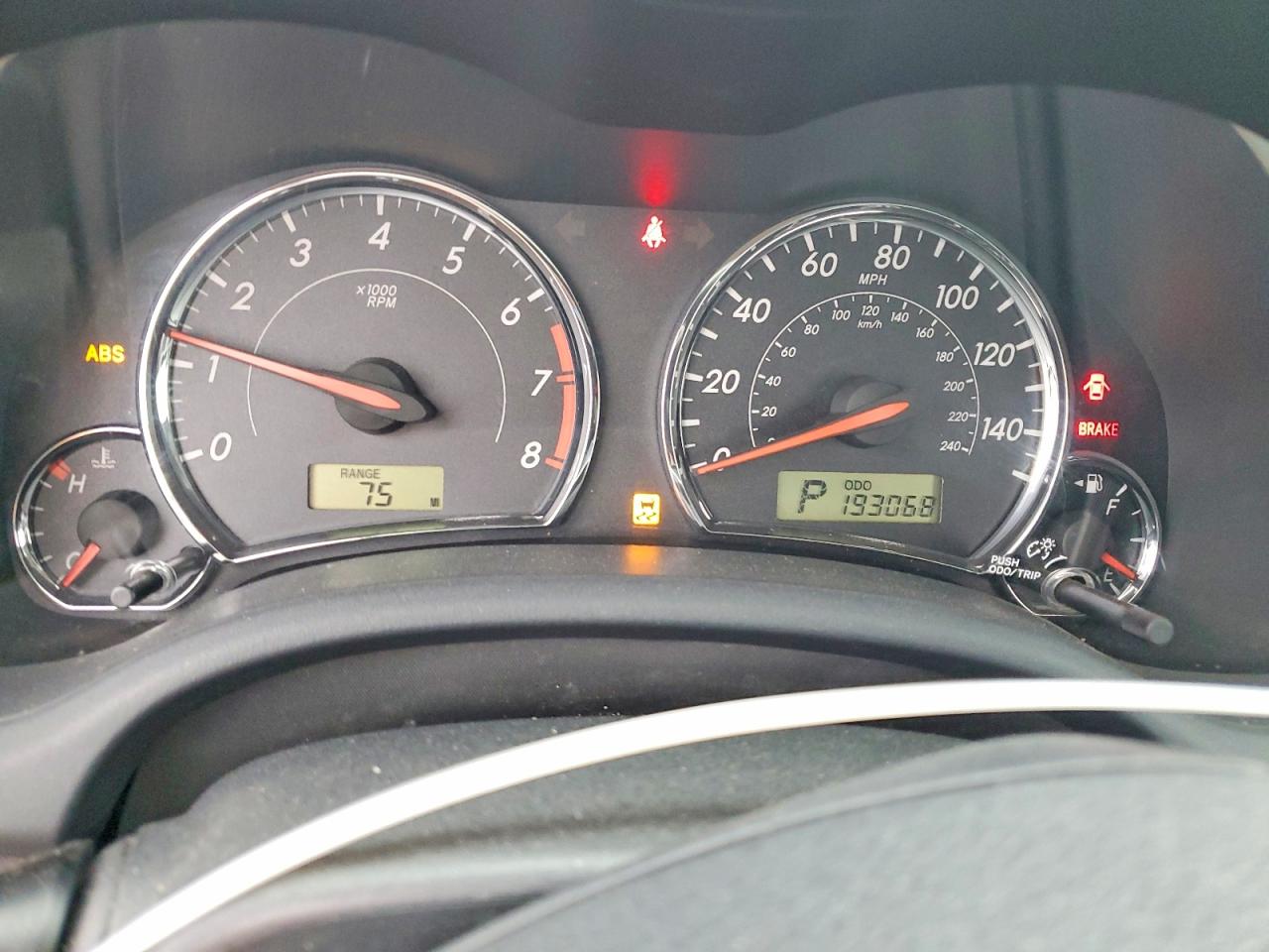 2011 TOYOTA COROLLA S photo 9