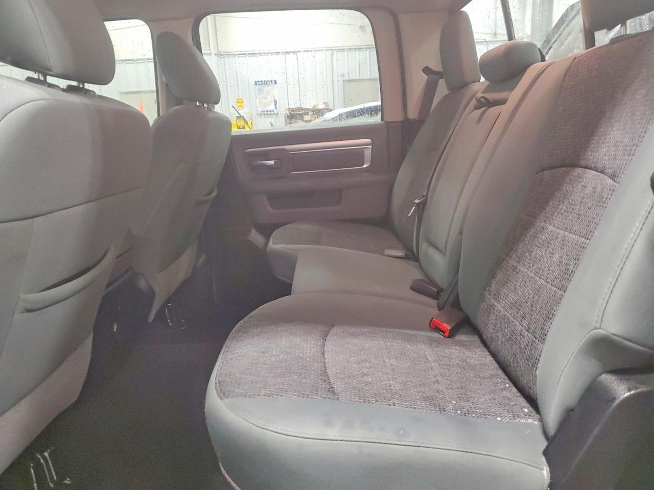 2018 RAM 1500 SLT photo 10