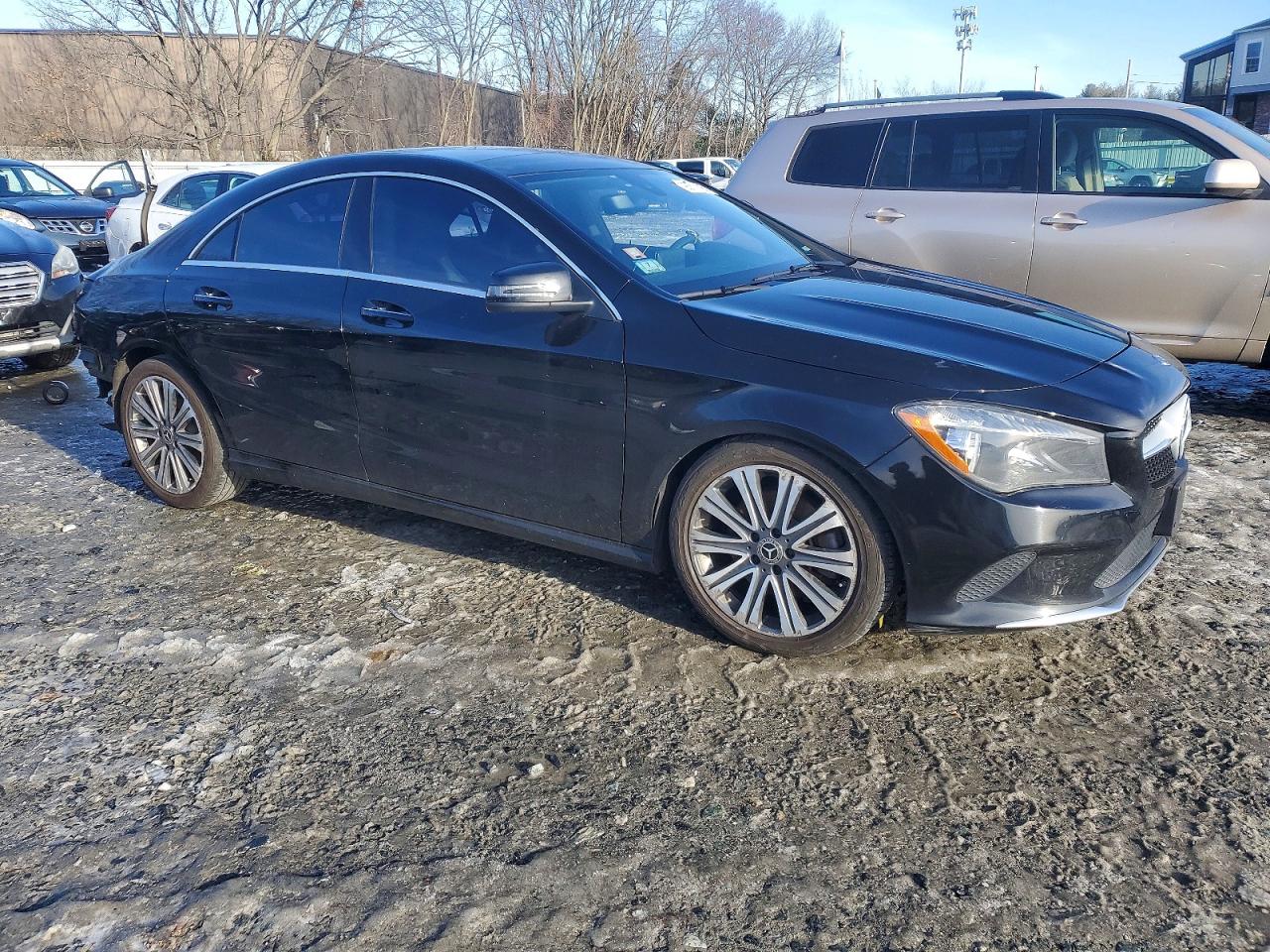 2018 MERCEDES-BENZ CLA 250 4MATIC photo 4