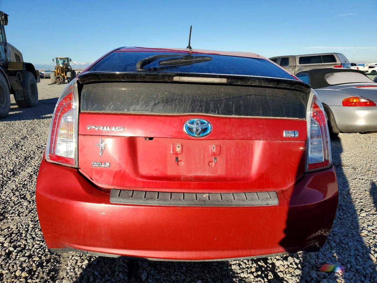 2015 TOYOTA PRIUS photo 6