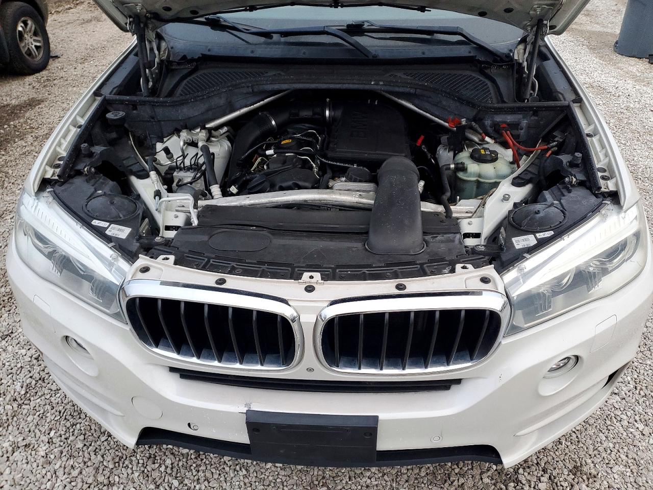 2016 BMW X5 XDRIVE35I photo 12