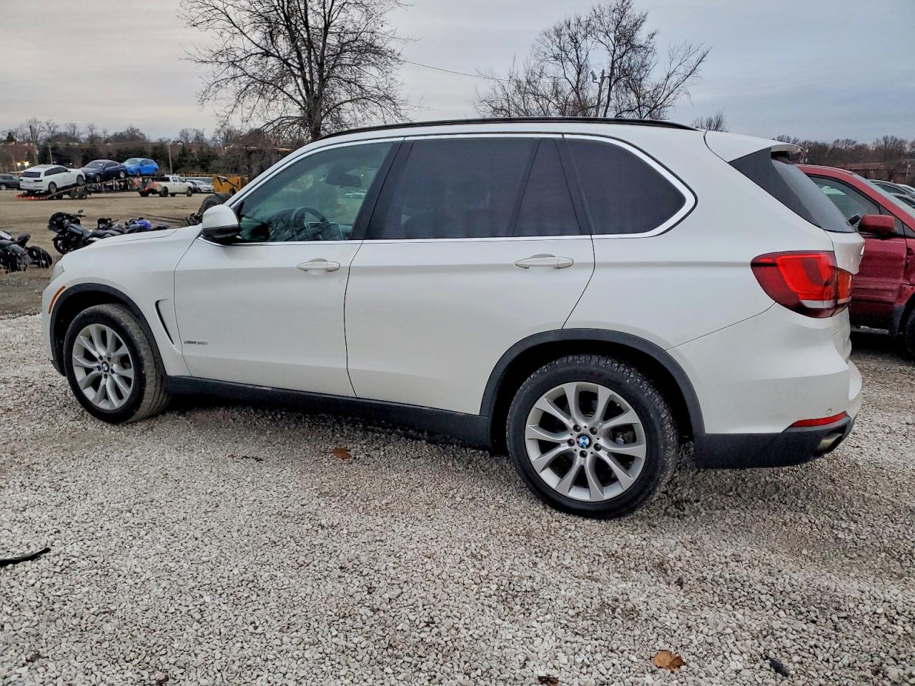2016 BMW X5 XDRIVE35I photo 2