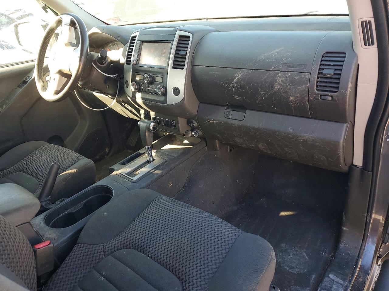 2019 NISSAN FRONTIER SV photo 8