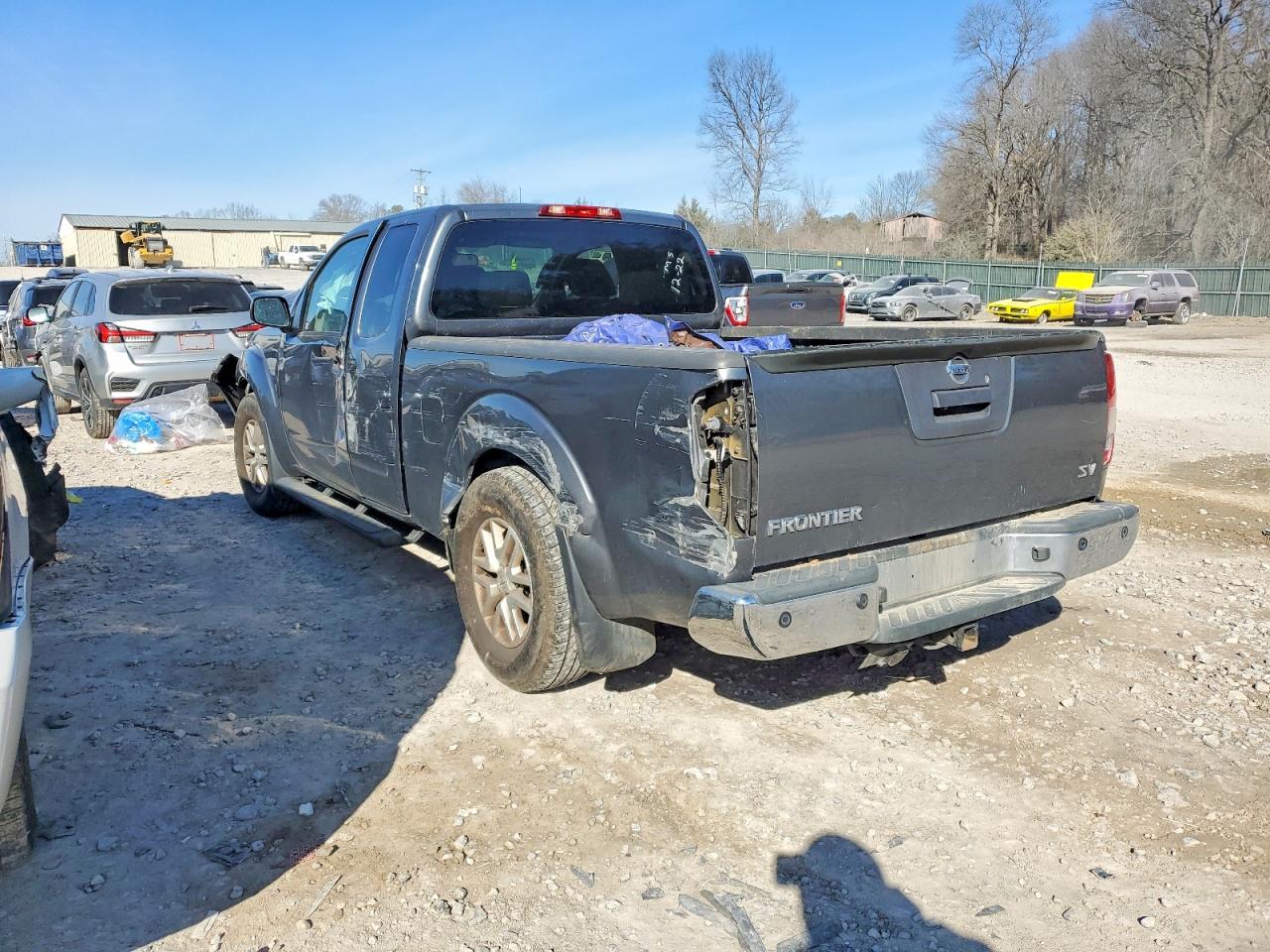 2019 NISSAN FRONTIER SV photo 2