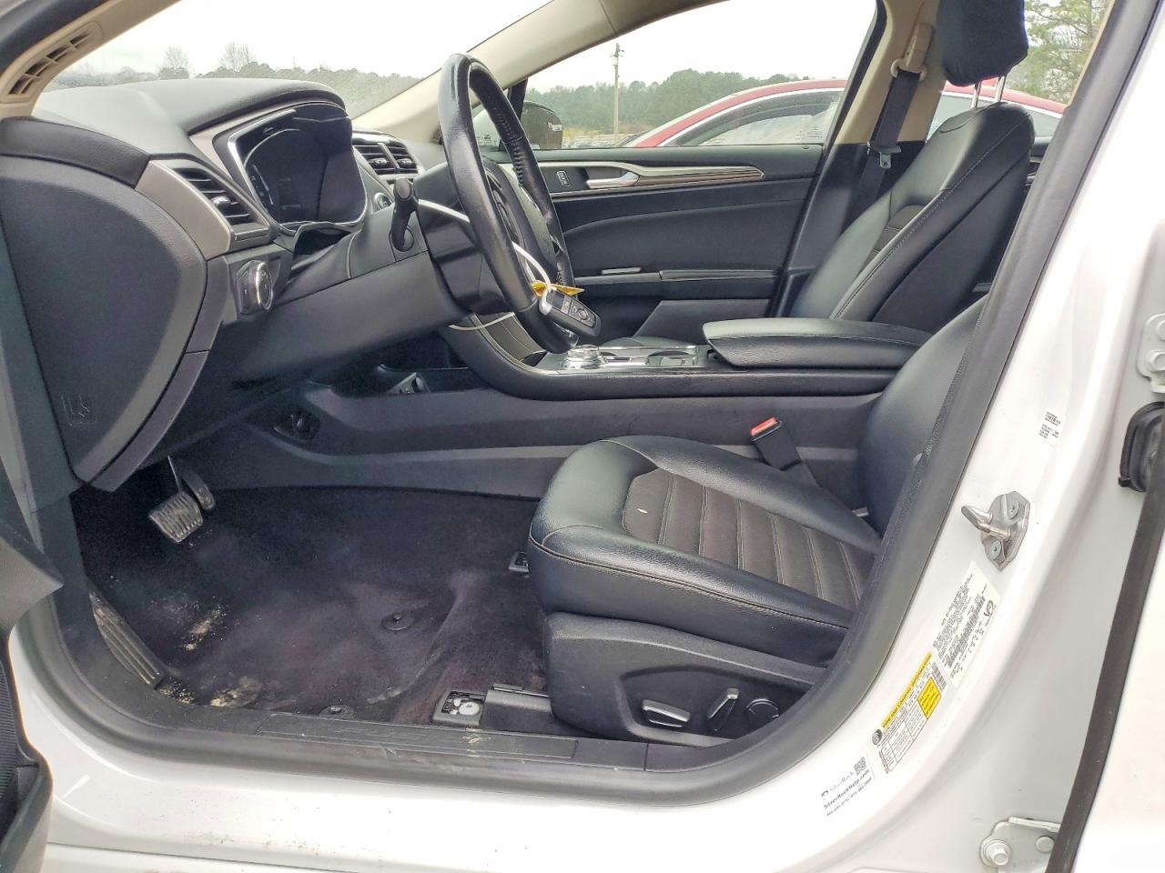2017 FORD FUSION SE photo 7