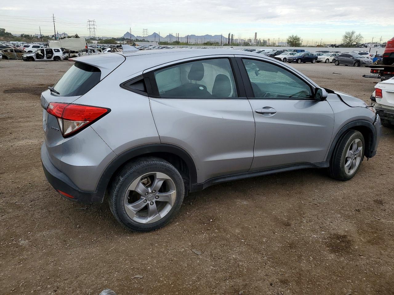 2021 HONDA HR-V LX photo 3