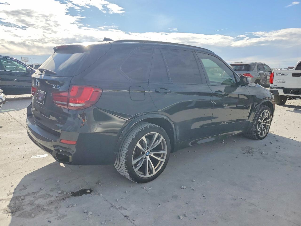 2017 BMW X5 XDRIVE50I photo 3
