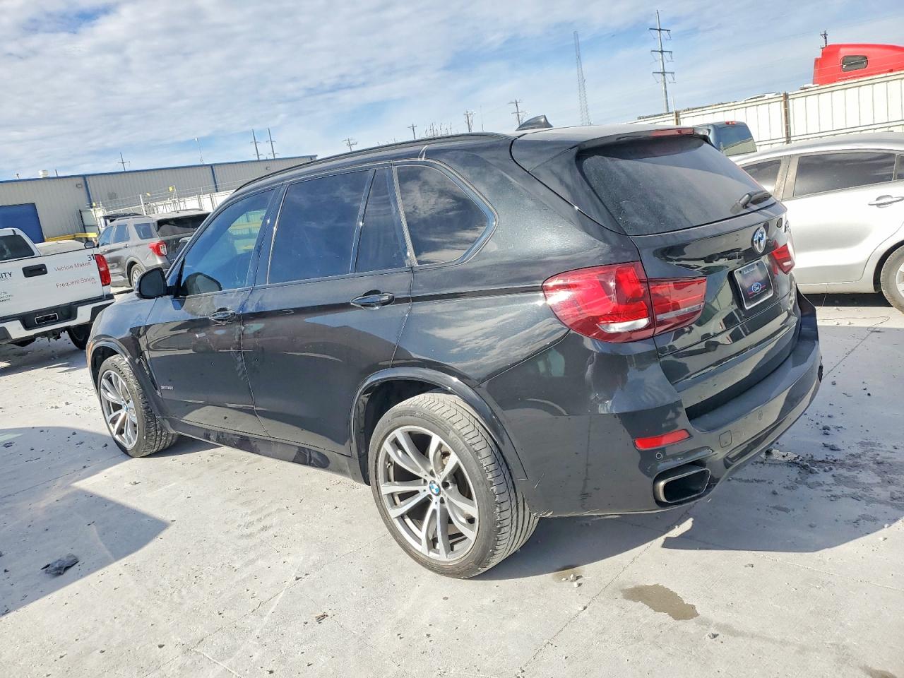 2017 BMW X5 XDRIVE50I photo 2