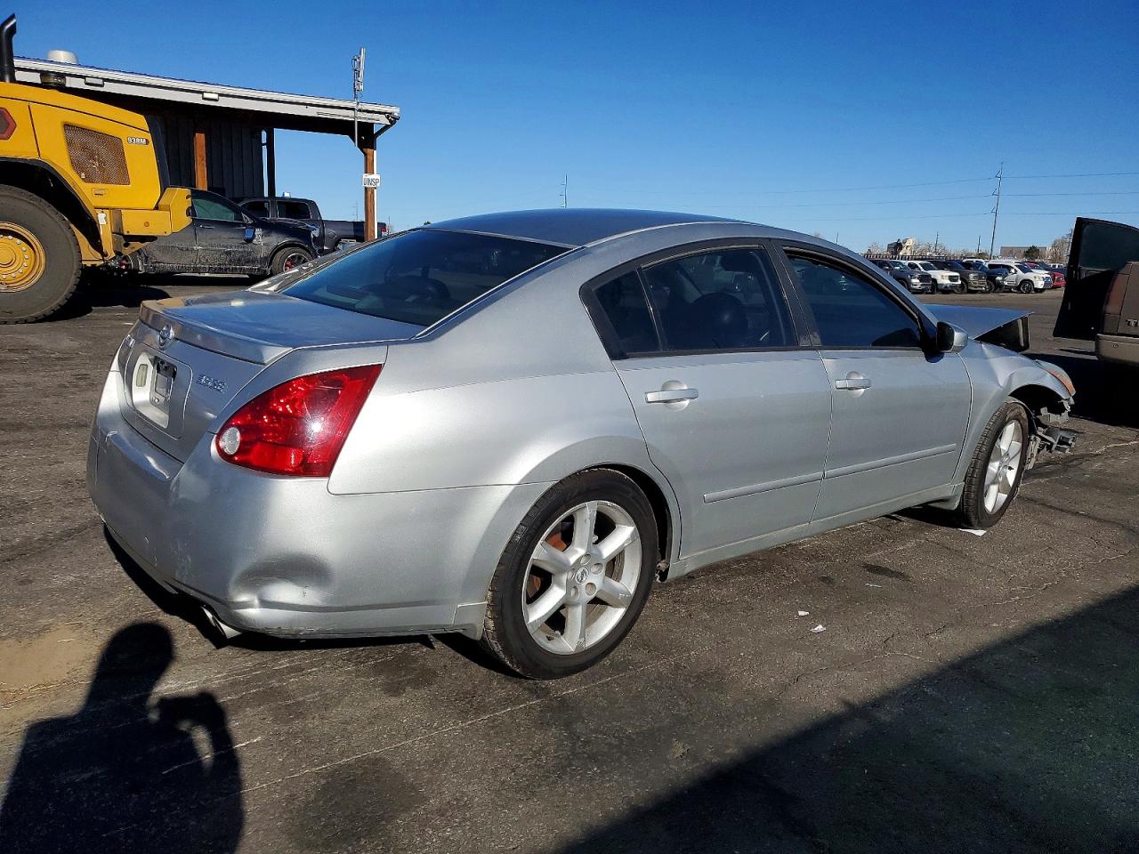 2005 NISSAN MAXIMA photo 3