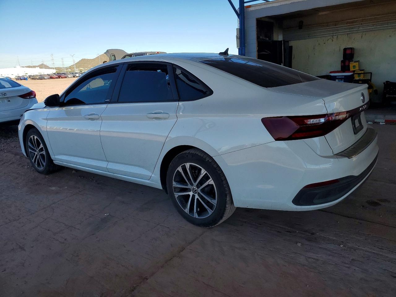 2025 VOLKSWAGEN JETTA SPORT photo 2
