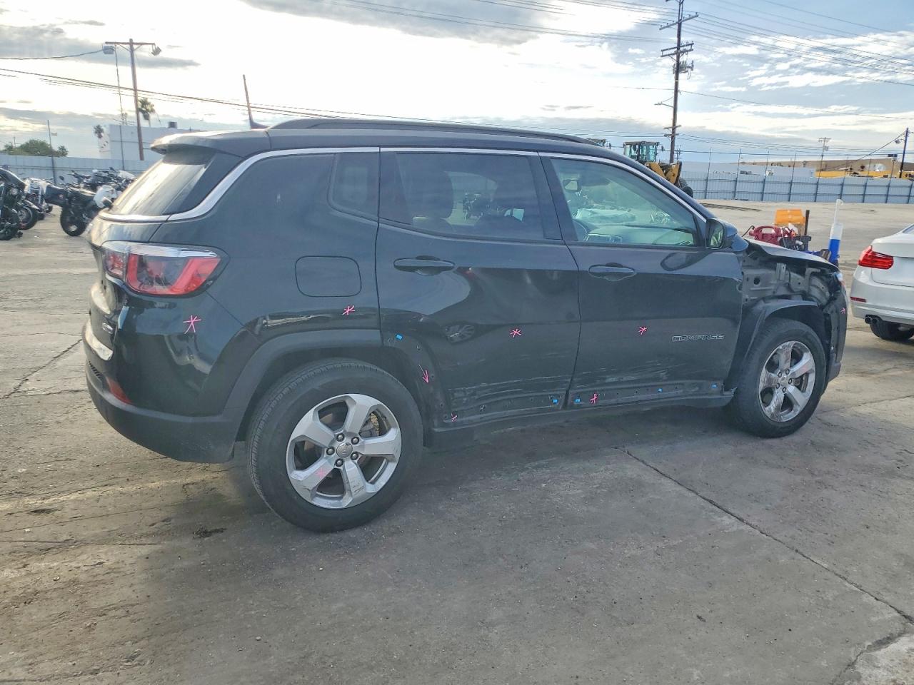 2019 JEEP COMPASS LATITUDE photo 3