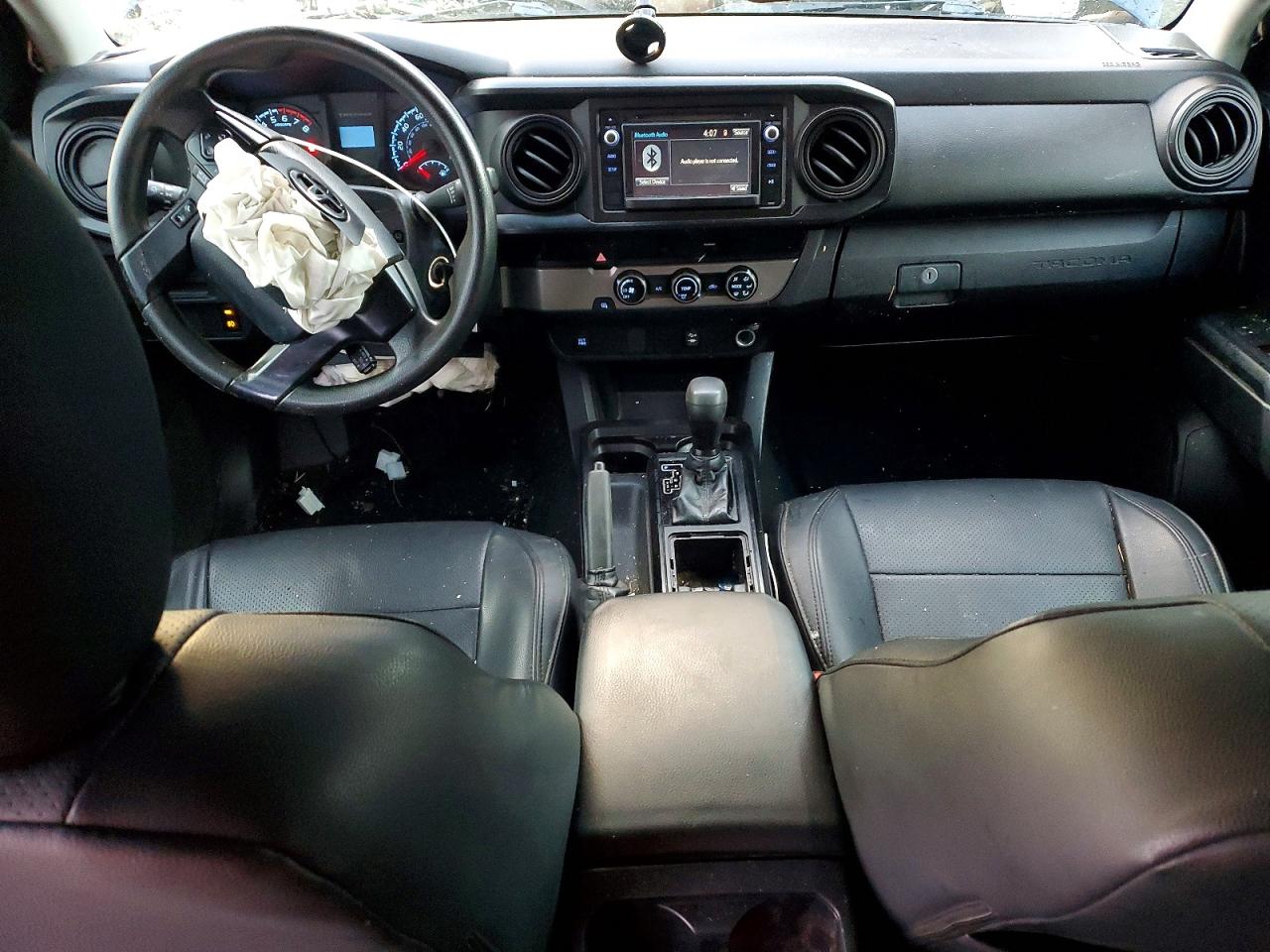 2017 TOYOTA TACOMA DOUBLE CAB photo 8