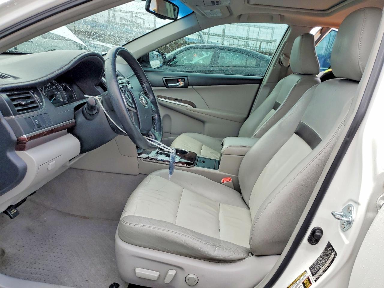 2012 TOYOTA CAMRY BASE photo 7