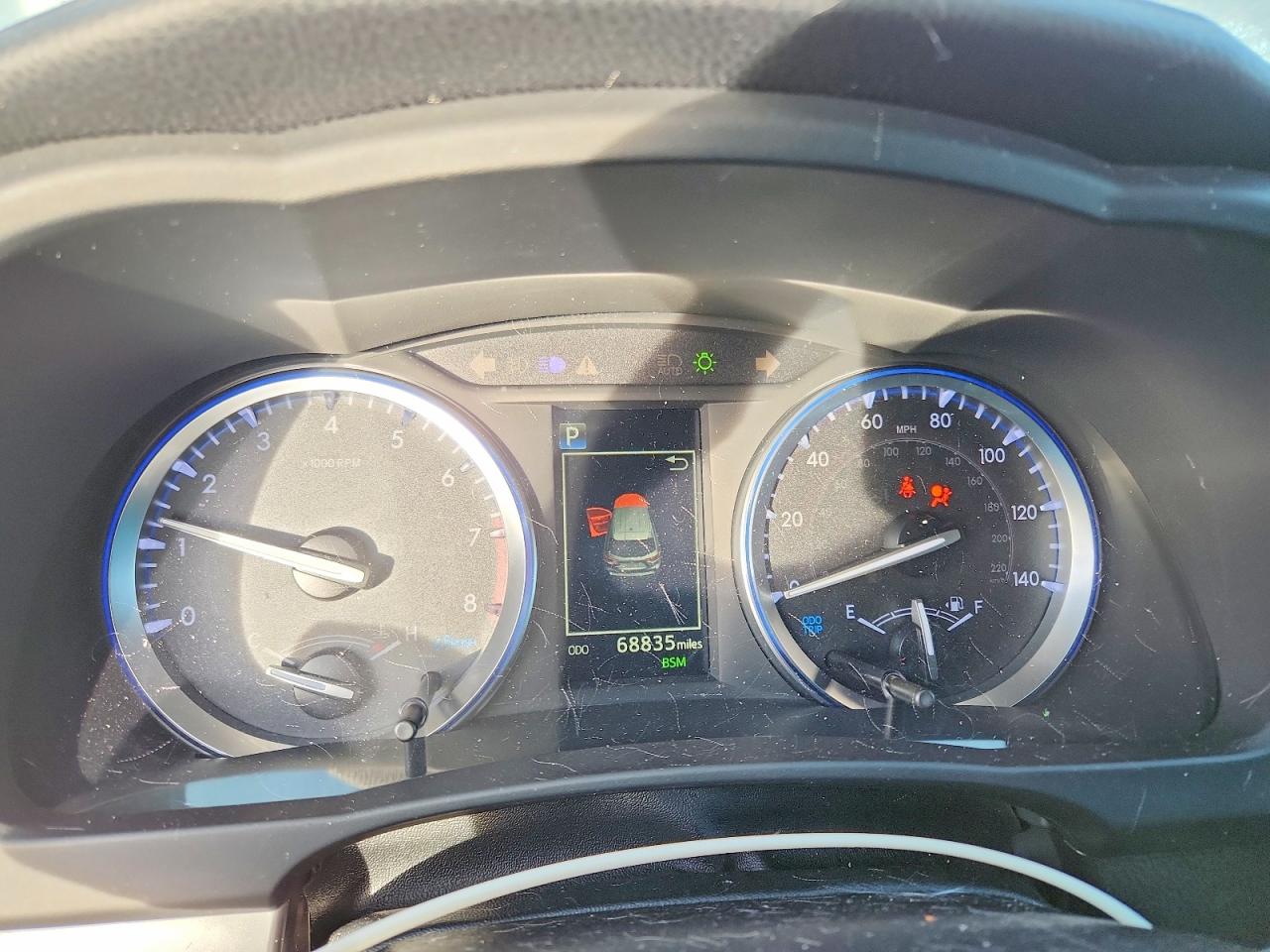 2019 TOYOTA HIGHLANDER SE photo 9