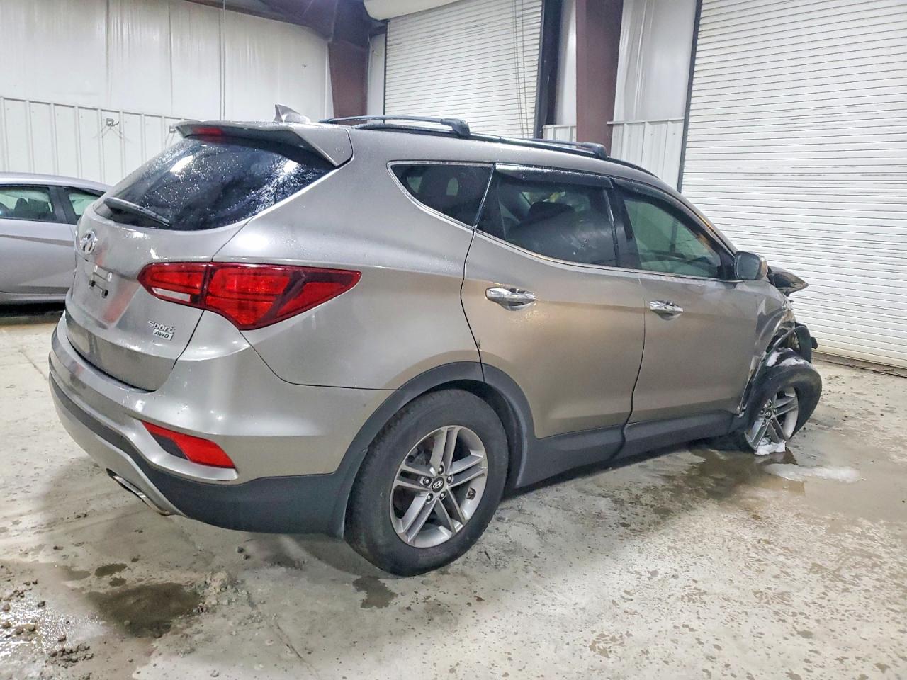 2018 HYUNDAI SANTA FE SPORT photo 3